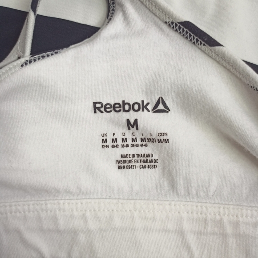 Reebok‎ Tank Size Medium - Picture 4 of 4